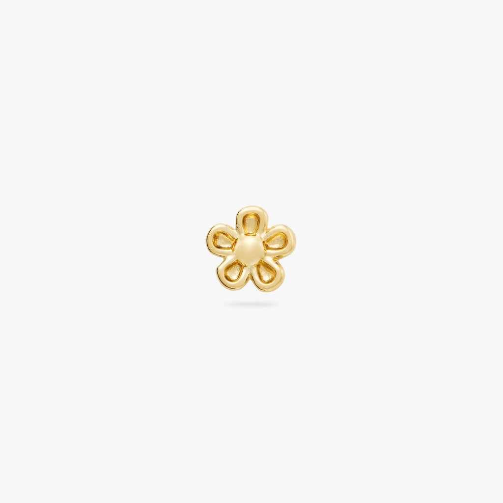 Daisy Flower Stud