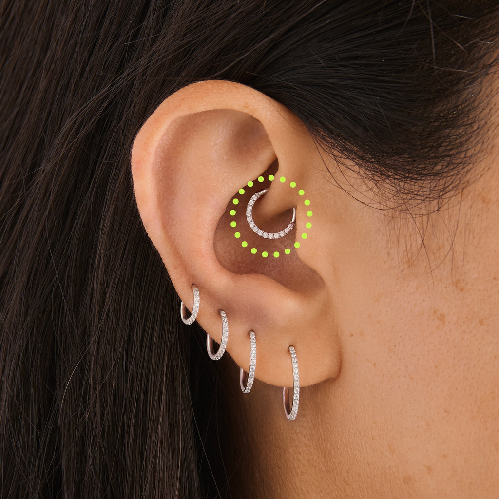 8mm Front Set Pave Clicker