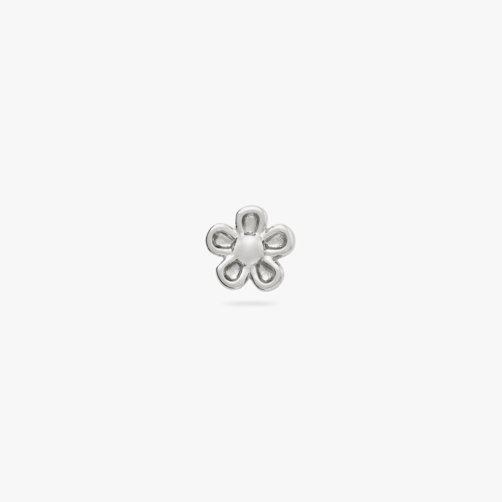 Daisy Flower Stud