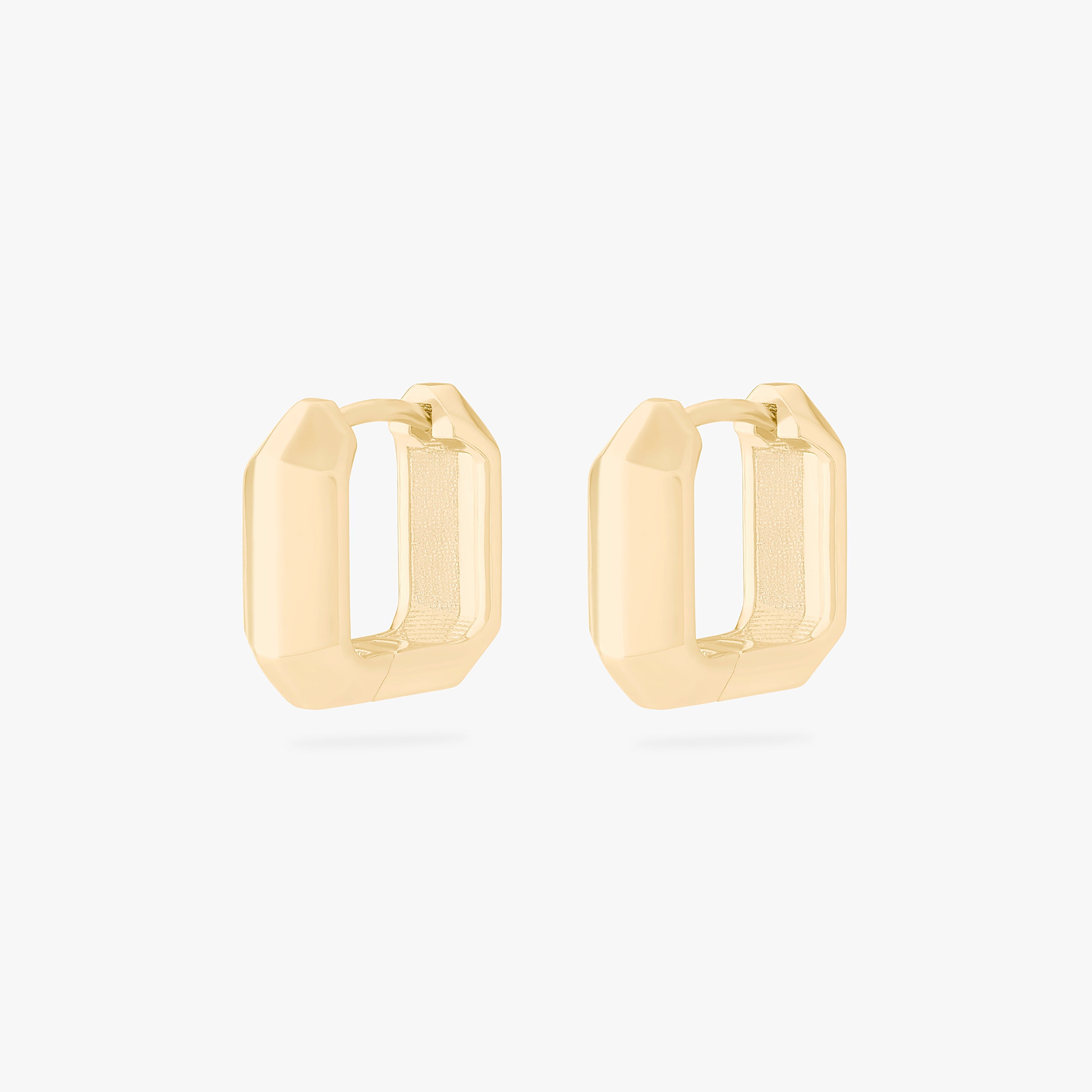 Geometric Huggie