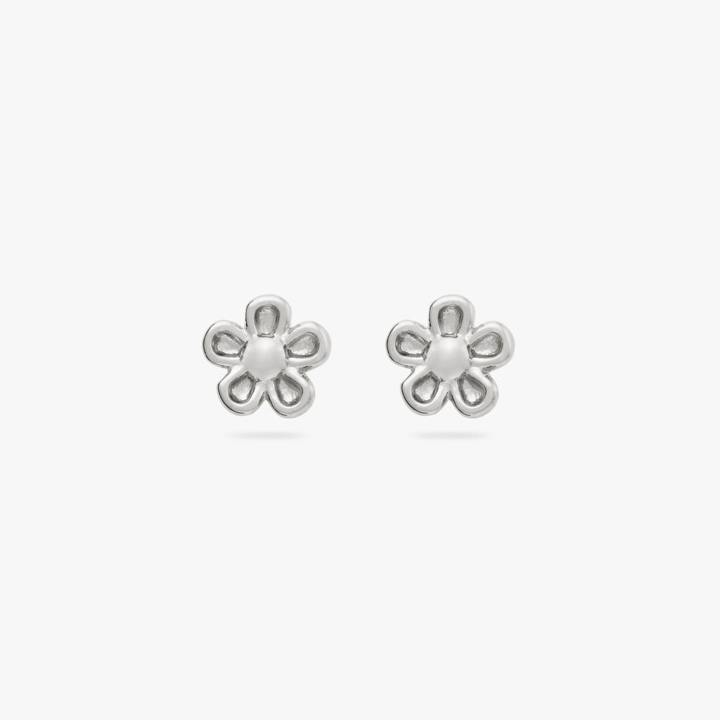 Daisy Flower Stud