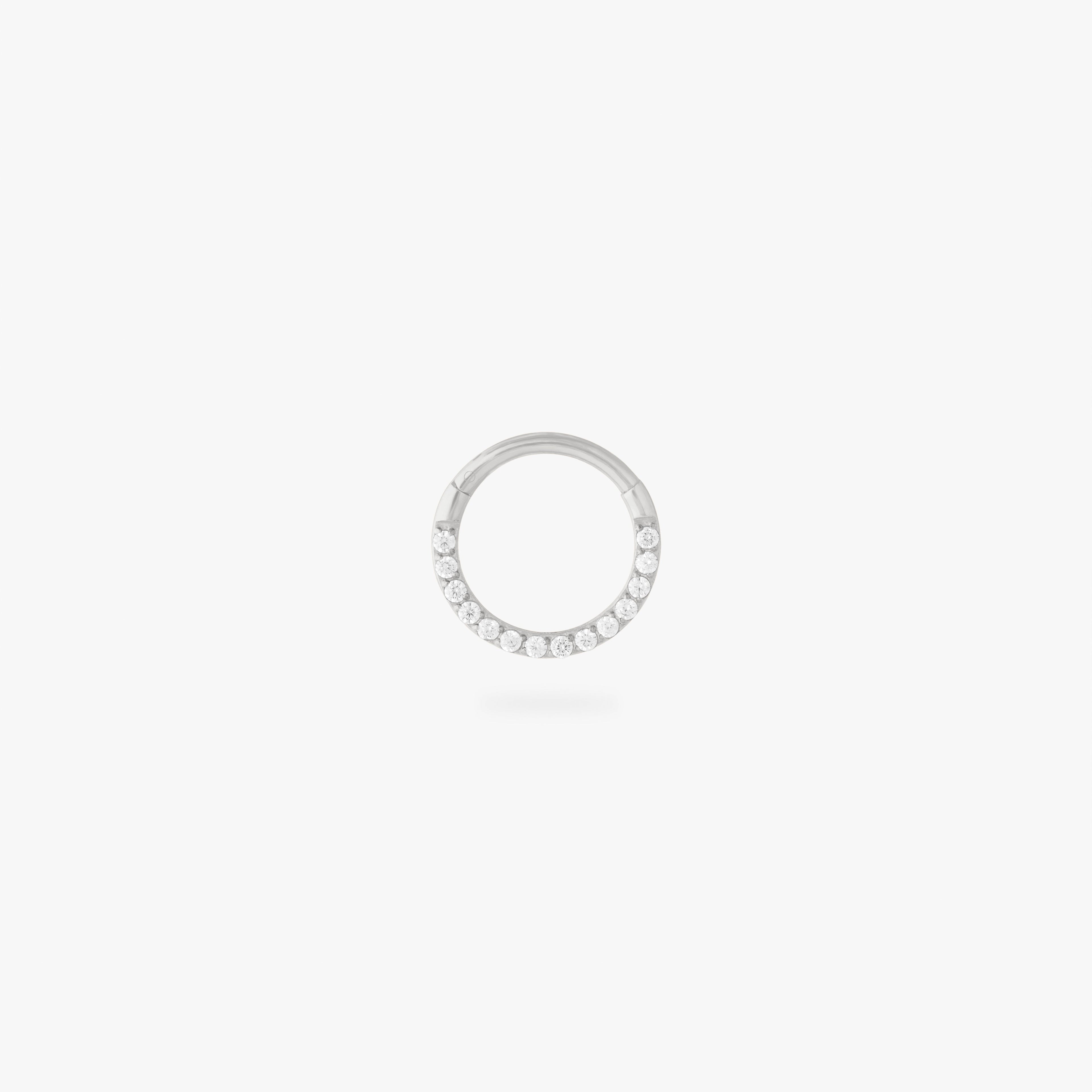 8mm Front Set Pave Clicker